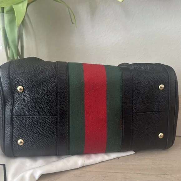 Authentic GUCCI leather Boston Bag- $450 - Picture 6 of 11